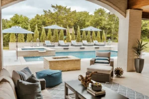 Poolside Lounge